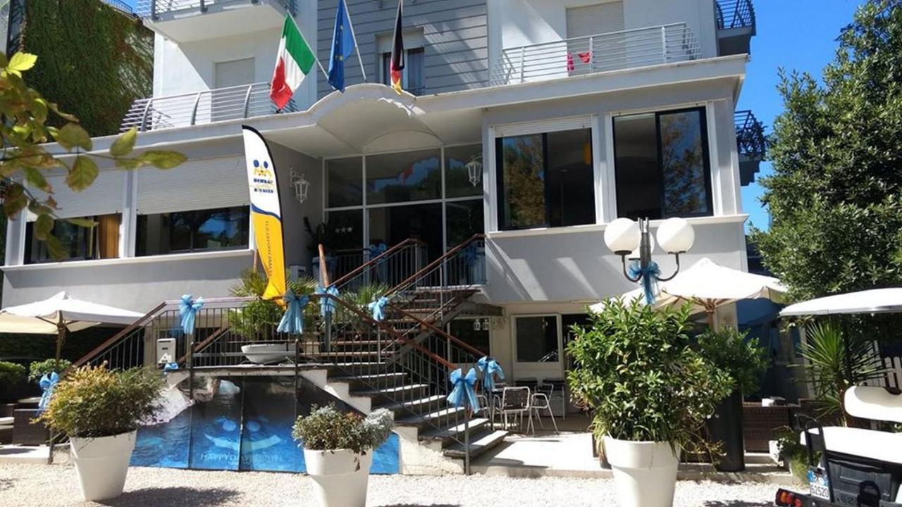 New Castle Hotel 3*